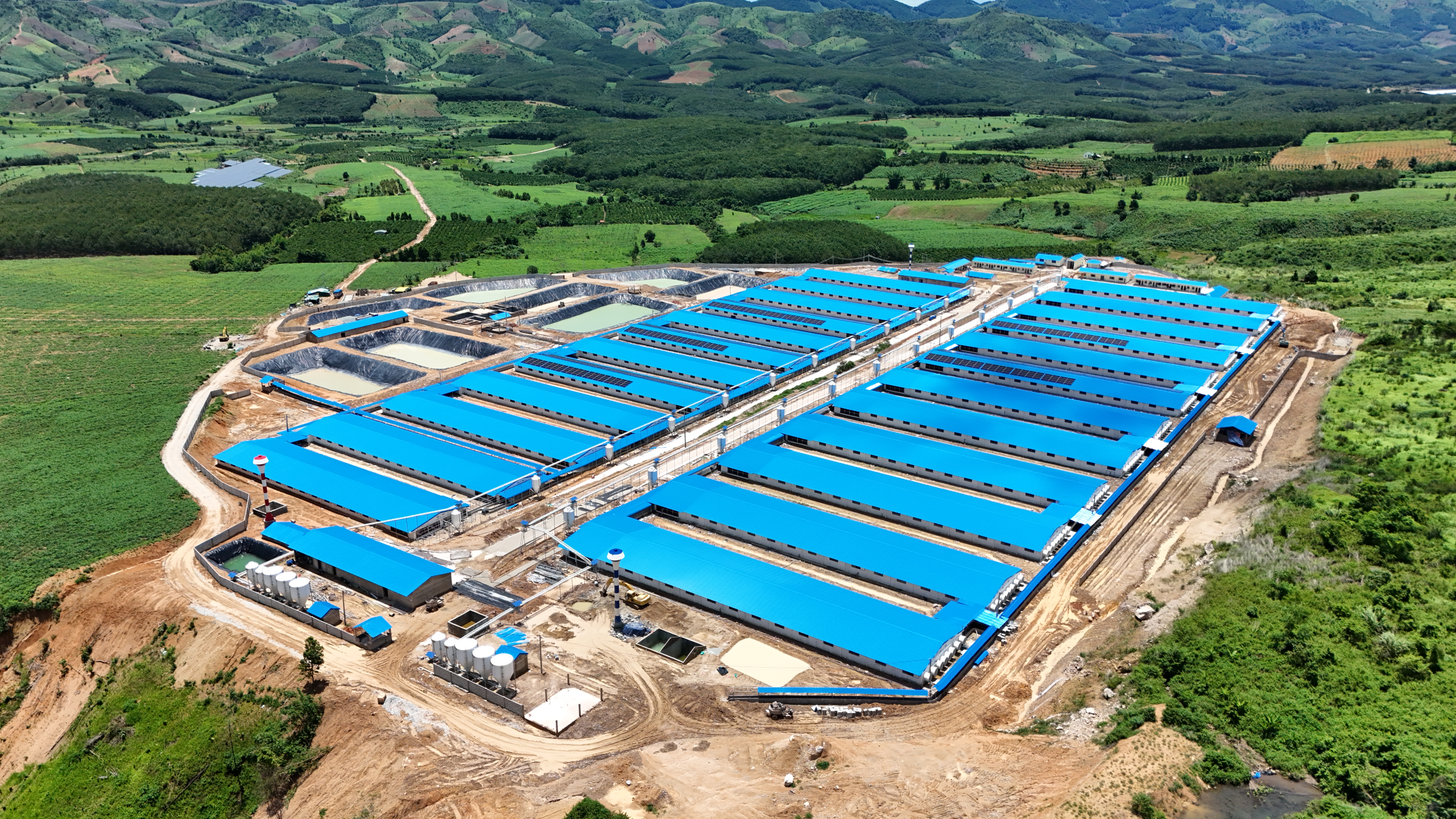 Hệ thống điện mặt trời 600kWp tại trang trại Thiên Thành Tài – Kon Tum