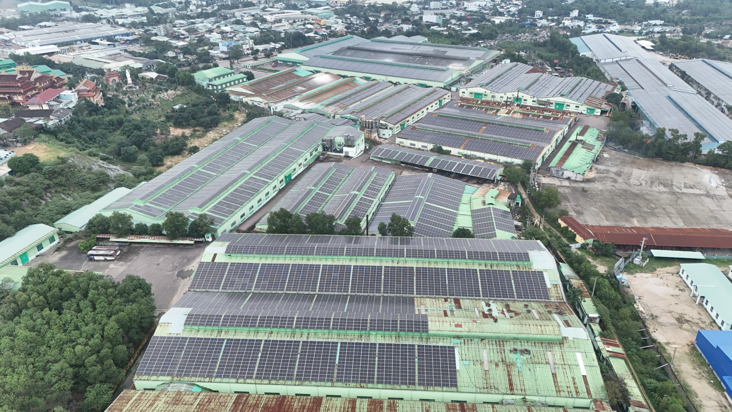 Dự án điện mặt trời 2000kWp xưởng gỗ Tiến Đạt – Quy Nhơn