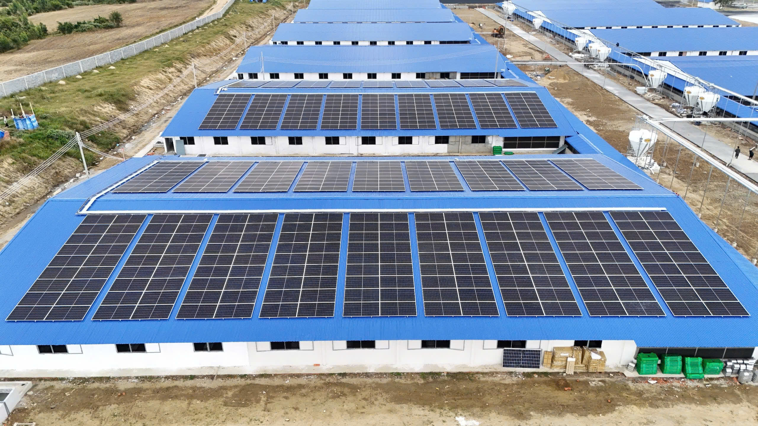 Lắp đặt điện mặt trời 450kWp cho trang trại Kông Chro – Gia Lai